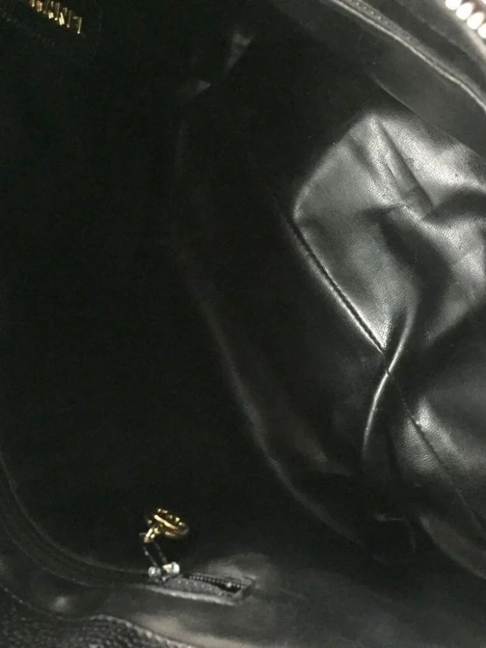 CHANEL vintage shoulder
